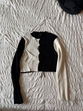 Zara tie front knit sweater